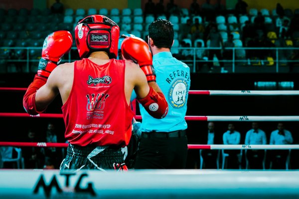 Un guide pour les fans : comment obtenir des billets pour les matches de football en déplacement